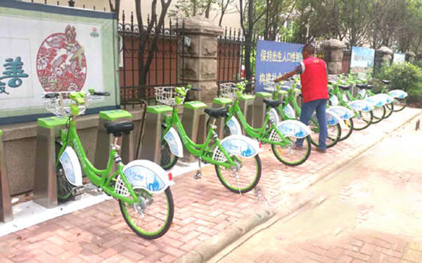 小绿车快速圈粉 下雨也没耽误临沂市民尝鲜