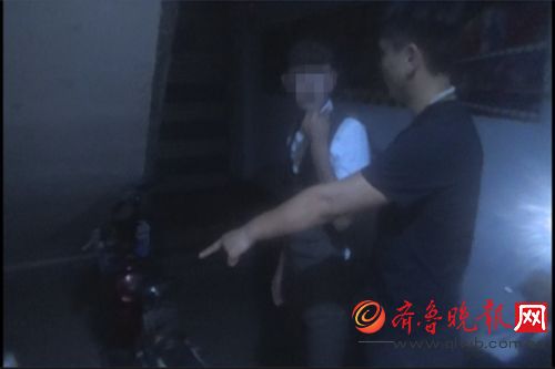 济南:KTV服务员偷摩托车 发型特殊被认出来
