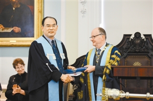 高长青当选 英国爱丁堡皇家外科学院院士