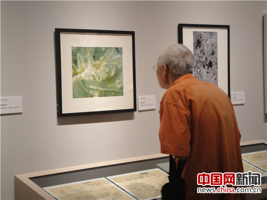 展览吸引了众多艺术爱好者参观