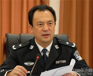 何洪任自贡市副市长 接替马宏任市公安局局长