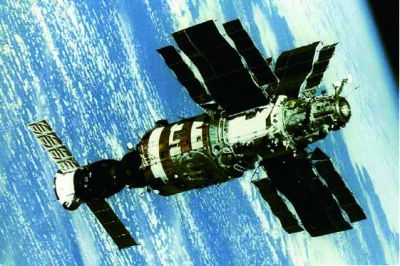 天宫二号预计工作5年以上 届时与中国空间站同时在轨