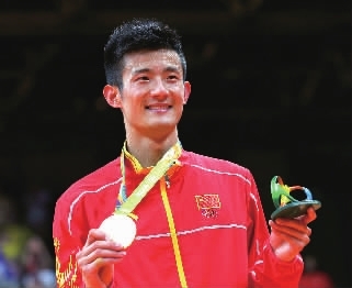 奥运冠军谌龙将助阵海信广场开业 公益售卖球