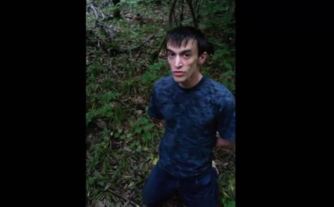 努尔巴甘多夫没有向暴徒屈服,对着镜头说出“继续干,兄弟们!”后,被暴徒射杀。