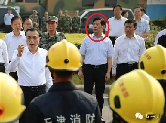 　　图中画红圈者为杨栋梁