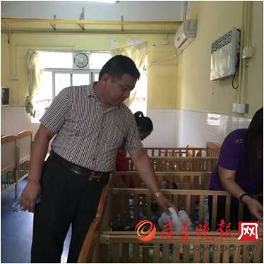 财富中国长期资助华阳孤儿院关爱残障儿童