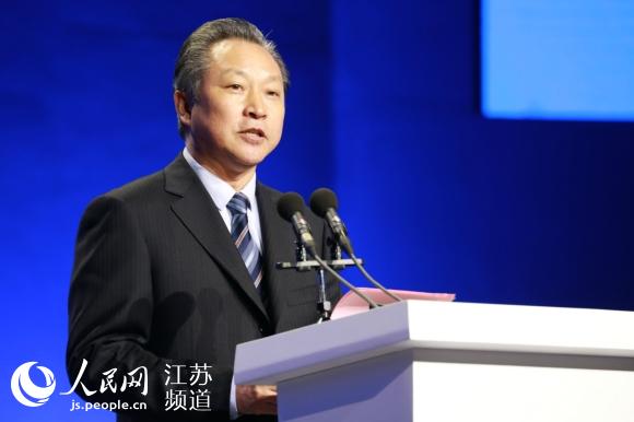 江苏省人大常委会副主任赵鹏在开幕式上致辞