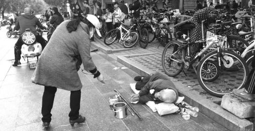 乞丐王子_北京乞丐月收入(2)