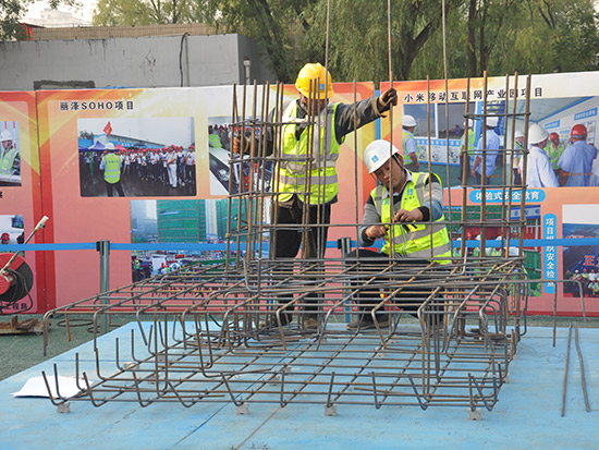 “北京市建筑工匠技能大赛”钢筋工决赛现场。