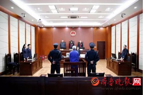 中共日照市委原常委万同受贿、滥用职权案一审