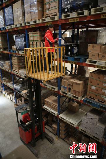 兰铁局对接电商客户 实现双11货物快运