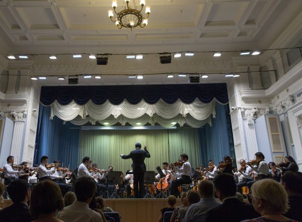 英媒称中国出口古典音乐:乐团频赴海外演出
