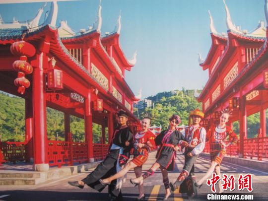 山水组合的简介 201c8b4c-0ef4-4834-b578-256a49613532_size41_w540_h405.jpg