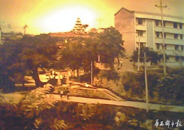 安岳钓鳌台遗址。