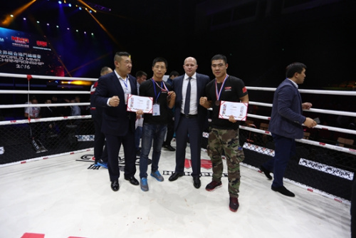 中国MMA联盟重奖世锦赛勇士 刘郑摘银获20万