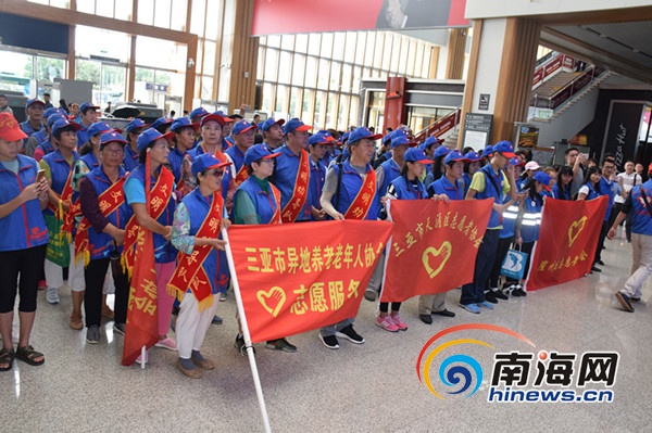 　　140名志愿者将“温暖”天涯。南海网记者 刘丽萍 摄