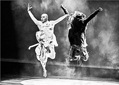 音乐剧《猫城记》首演展现猫星人喜怒哀乐