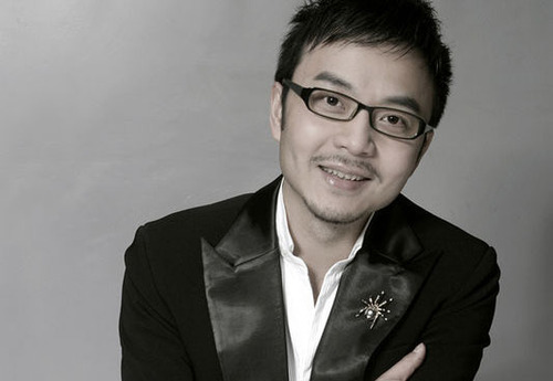 汪涵爱写信葛优爱关机 这些明星不用手机电脑