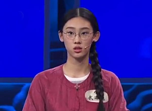 上海一书店欲推武亦姝专柜 诗词大会带火相关