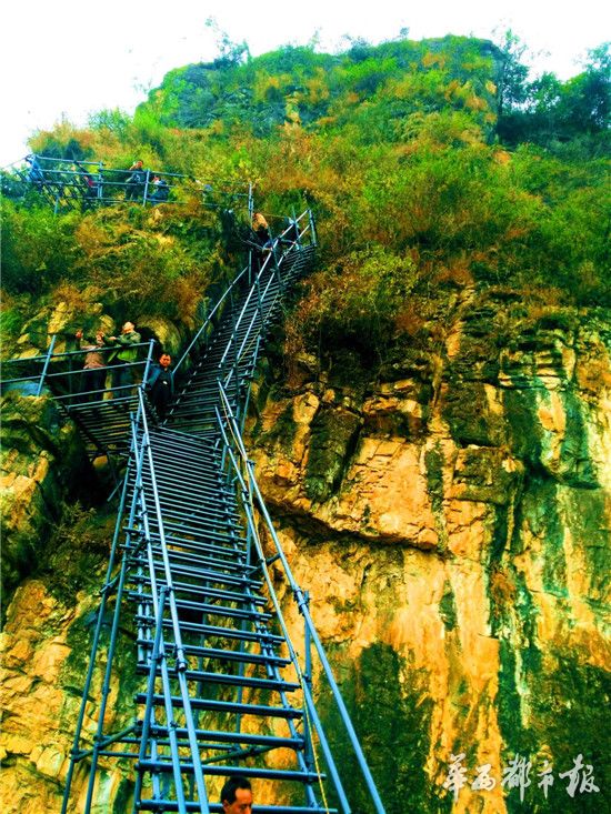 凉山昭觉"悬崖村"启动旅游开发 将建索道打造峡谷景区