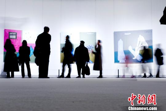 “走向现代 张立国绘画艺术回顾展”亮相中国美术馆