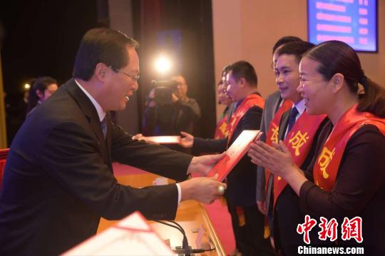 创新迸发活力 浙江139万家小微企业拉动经济稳