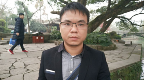 网文第一垂直媒体奇啦专访《天生神医》作家了