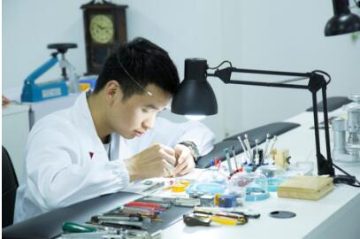 消费者委员会莅临万表新总部大楼,现场检验万