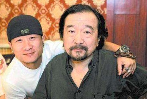 《宰相刘罗锅》演员现状,乾隆儿子吸毒,和坤老