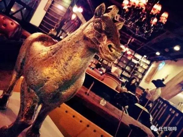 北京京通高速双桥出口 任性咖啡