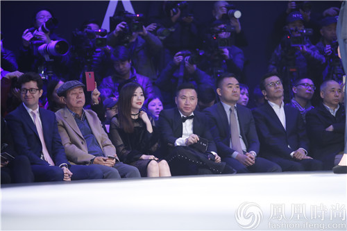 柏堡龙 衣全球亮相时装周 共享设计时尚生态平