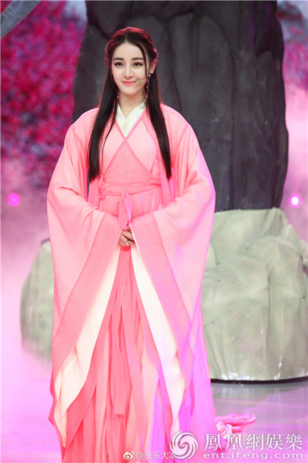 《傲娇与偏见》三主演登陆快本 迪丽热巴吃货力MAX—迪丽热巴再登快乐大本营
