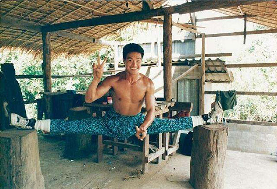 成龙保镖卢惠光_卢惠光收入