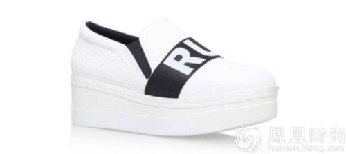 看过那么多女明星街拍 依然只服高圆圆