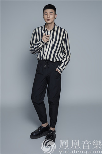 李荣浩推五专首部曲:迷你专辑《王牌冤家》