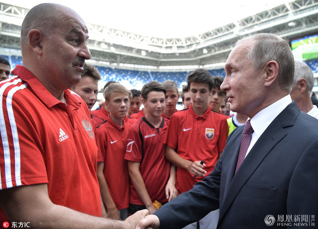 普京会见俄罗斯国家队主教练