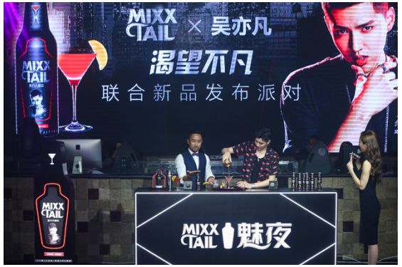 怎么设计品牌代言人 945e0352536b03a_w565_h375.jpg