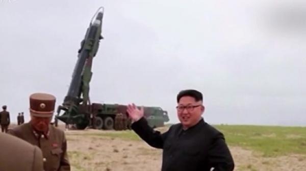 美专家：朝鲜够造20枚原子弹 十年内可射向美国