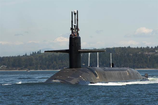 美军30年来首次向关岛部署弹道导弹战略核潜艇