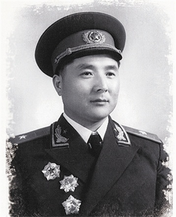 1955年被授予少将军衔的向守志。