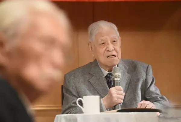 李登辉声称：台湾要走自己的路 没必要和大陆维持现状