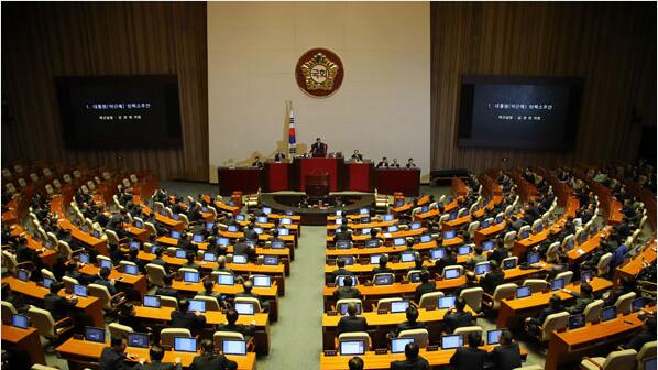 韩国国会通过总统弹劾案 朴槿惠稍后将召开座谈会
