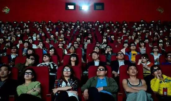 人民日报：中国电影要有容得下“一星”的肚量