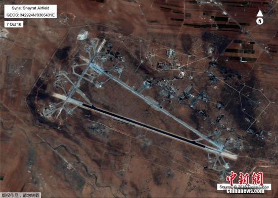 外媒：美军空袭致叙4名军人死亡 基地基本被摧毁