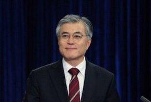 文在寅党内初选获胜 再次角逐韩国总统
