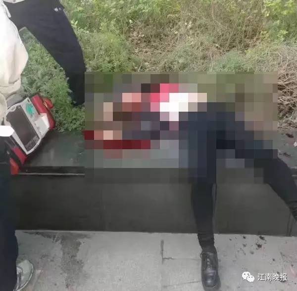 无锡突发一女子在坊前乐购超市门口被杀警方已带走嫌疑人