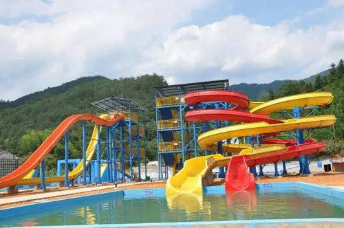 旅游  白鹭湖水上乐园是西九华山景区倾力打造的一处大型水上主题游乐