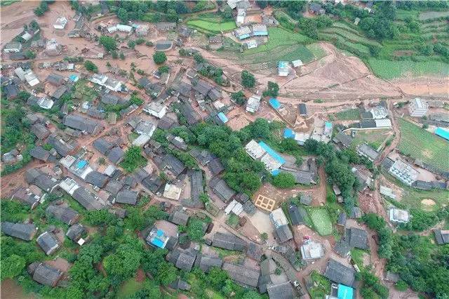 莫斯科人均绿地面积_昆明人均住房面积(2)