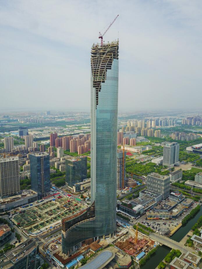 钢构承建的江苏第一高楼-- 苏州国际金融中心正