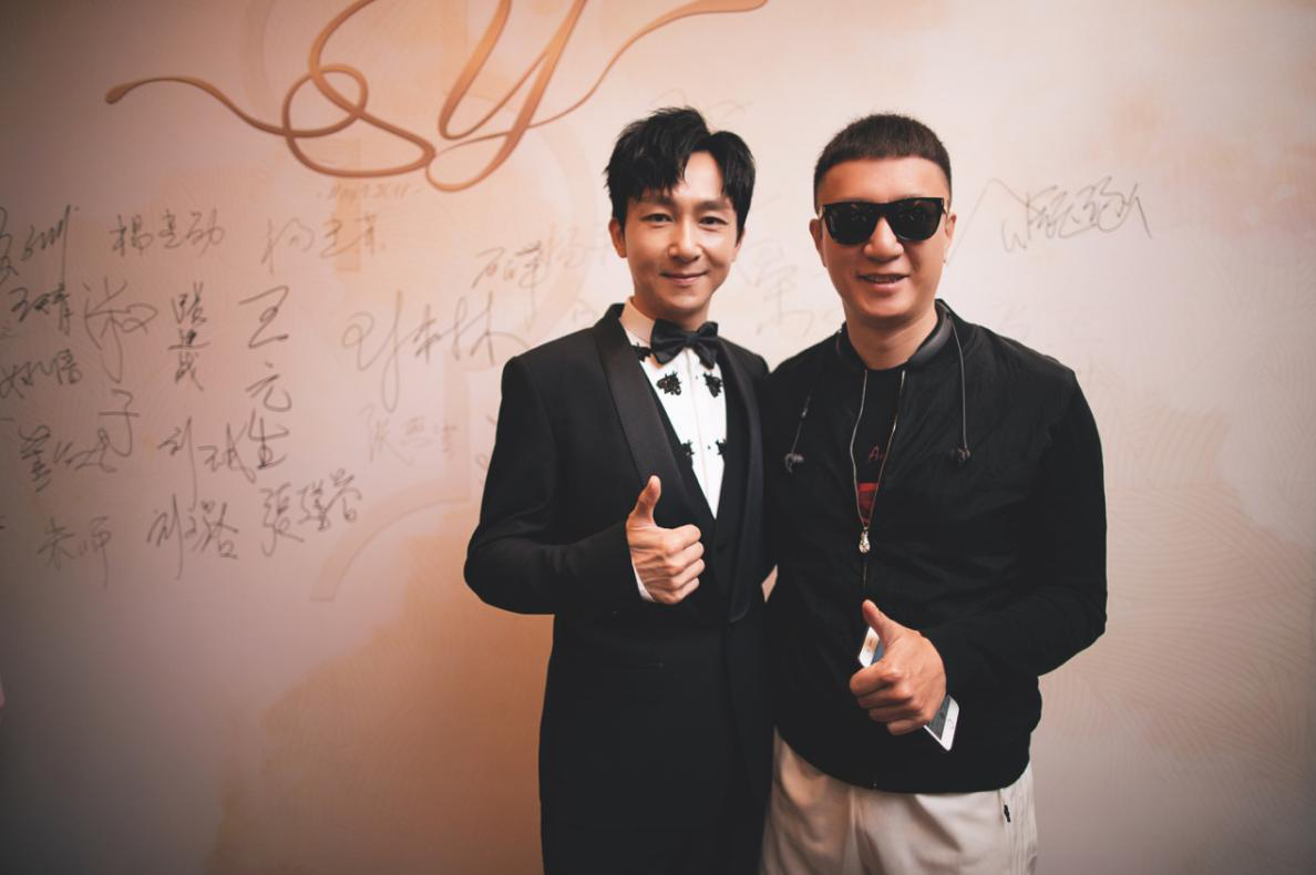 百变男神苏可 婚后首度复出演绎《创业时代》|角色| 气质_凤凰音乐